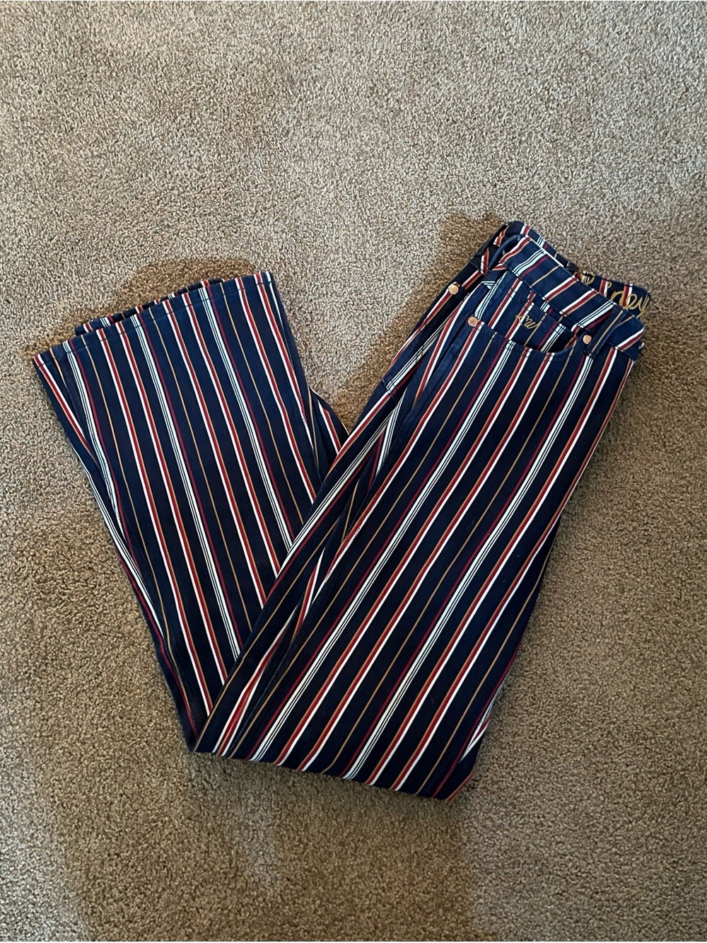 Wrangler x Lainey Wilson Flare Jeana